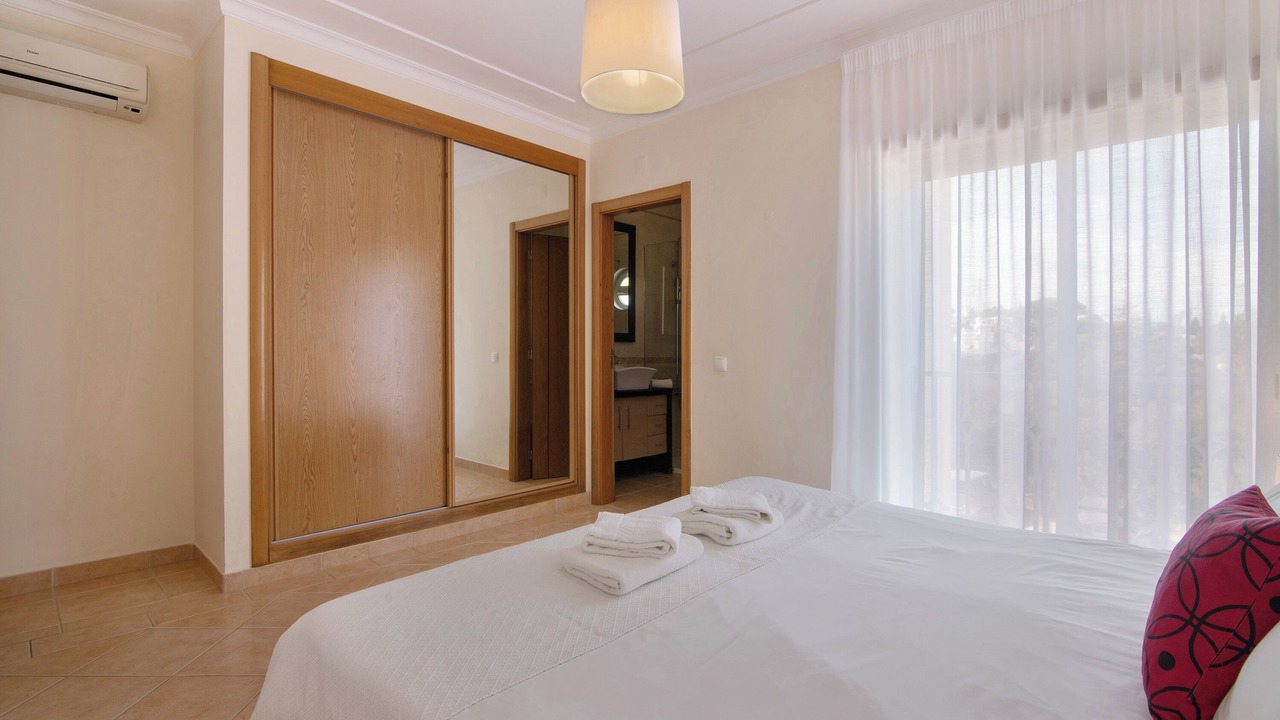 Photo of Bedroom in Urbanizacao dos Calicos