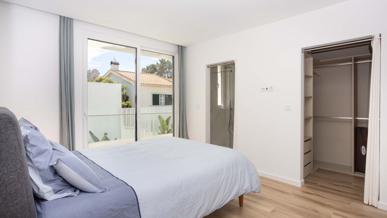 Photo of Bedroom in Charneca de Caparica e Sobreda