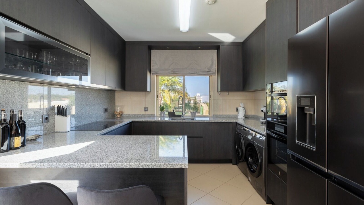 Photo of Kitchen in Quarteira