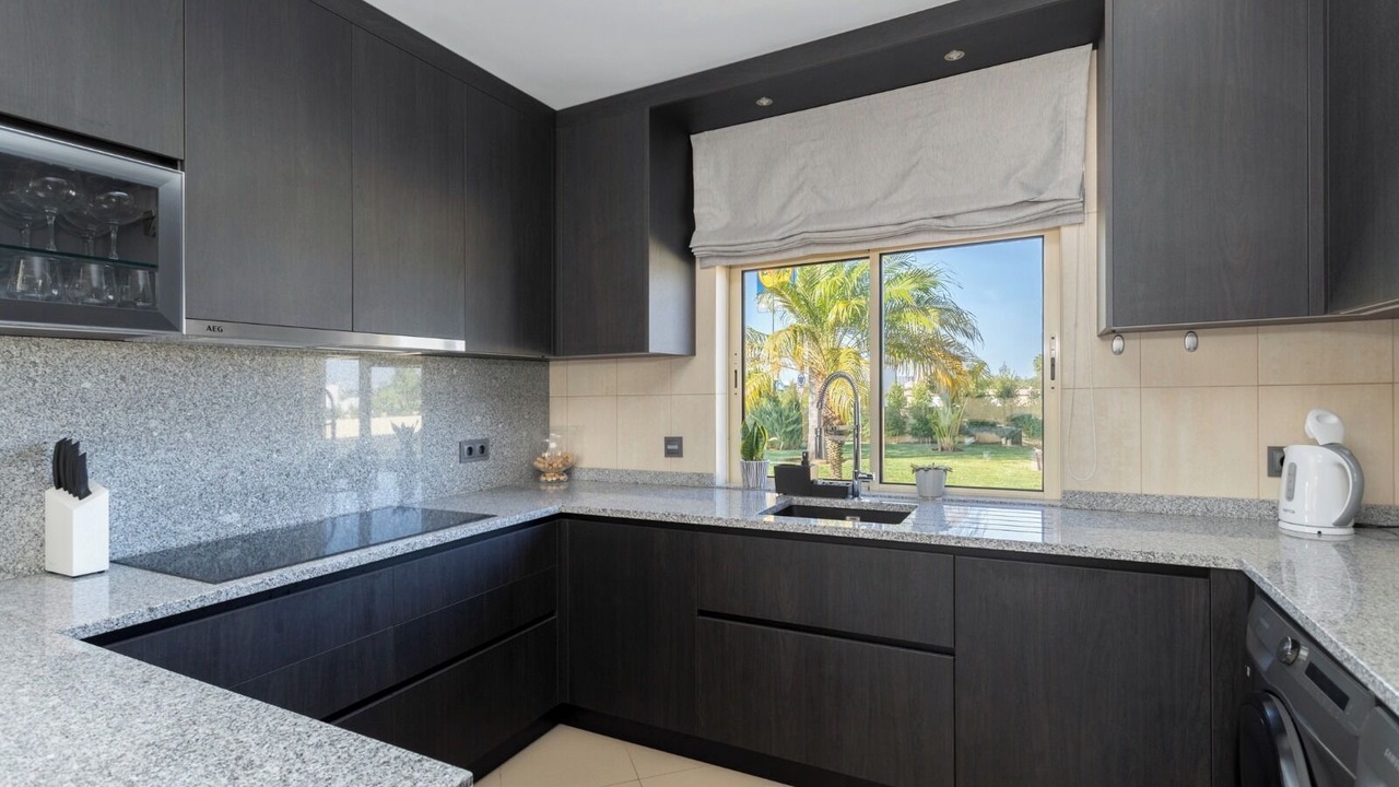 Photo of Kitchen in Quarteira