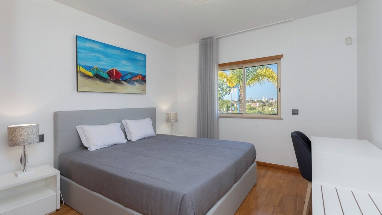 Photo of Bedroom in Quarteira