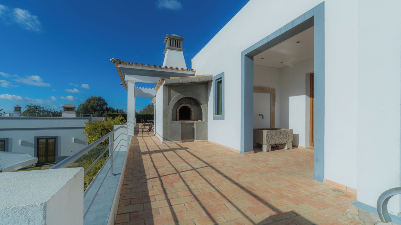 Photo of Patio Balcony in Ariolos