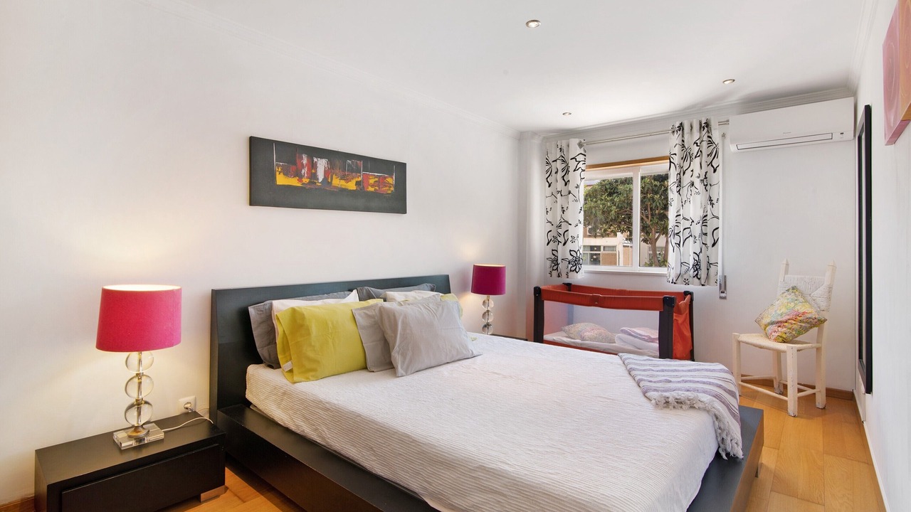 Photo of Bedroom in Faro