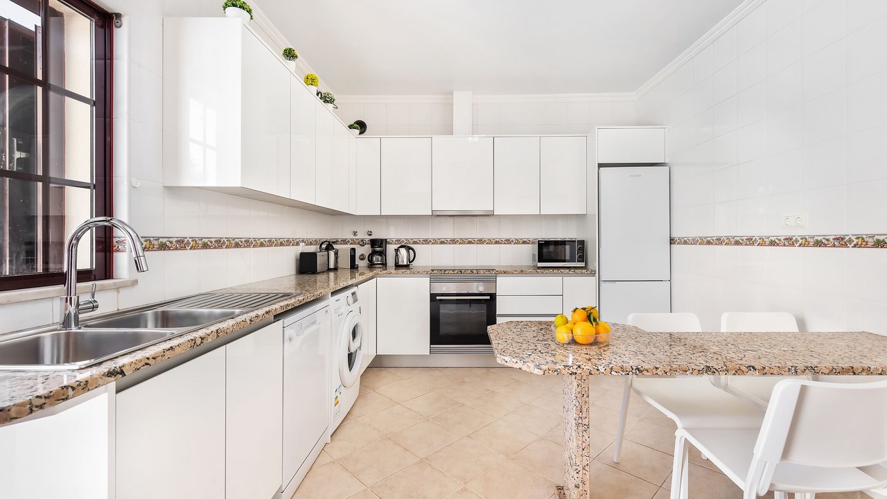 Photo of Kitchen in Urbanizacao dos Calicos