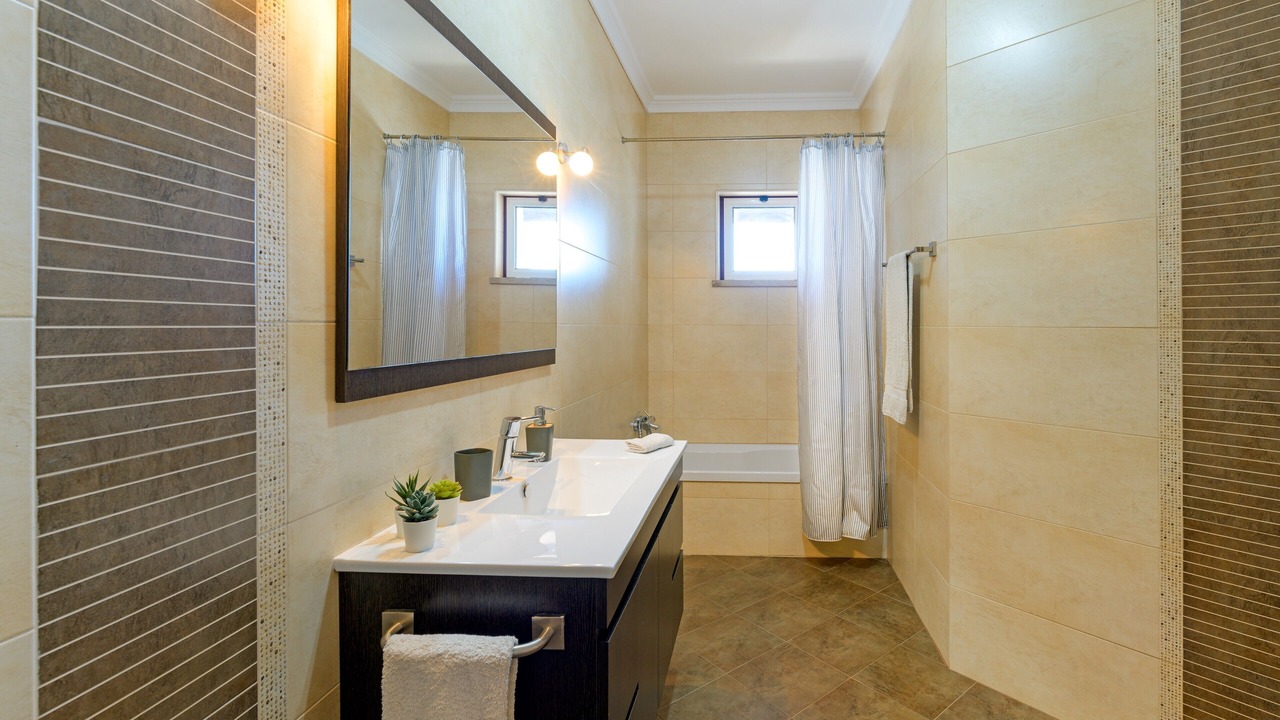 Photo of Bathroom in Porto Covo