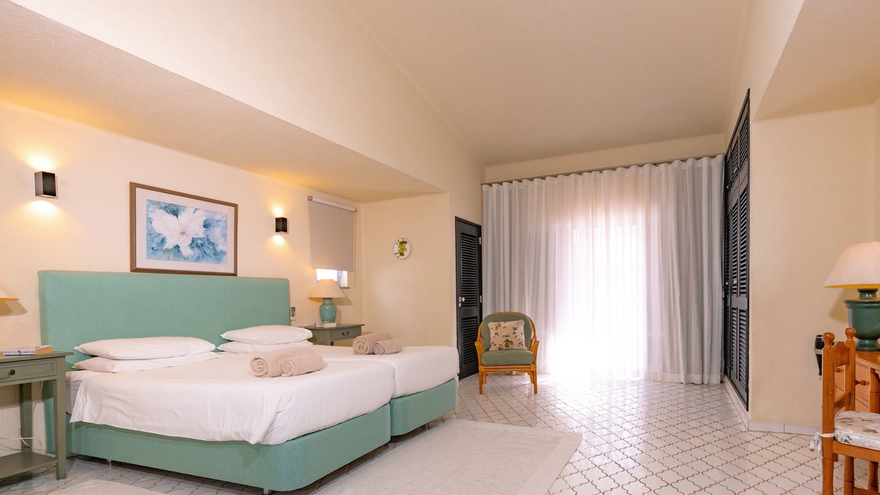 Photo of Bedroom in Vale do Lobo