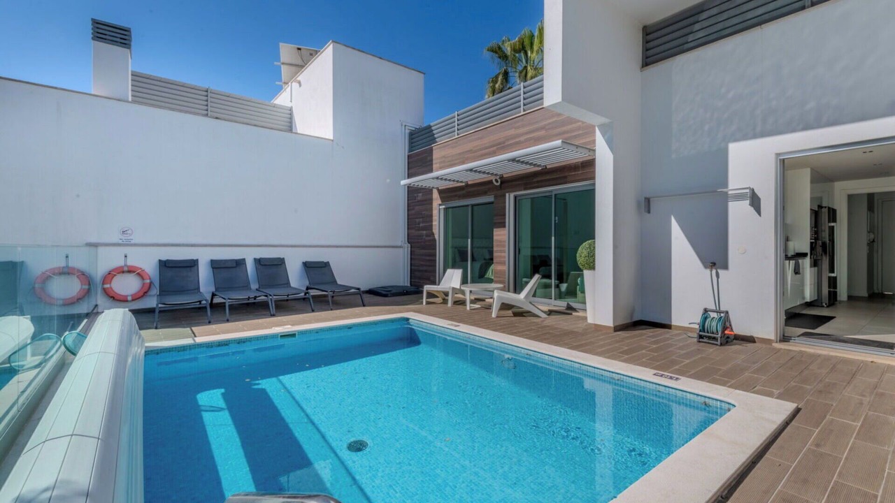 Photo of Patio Balcony in Correeira
