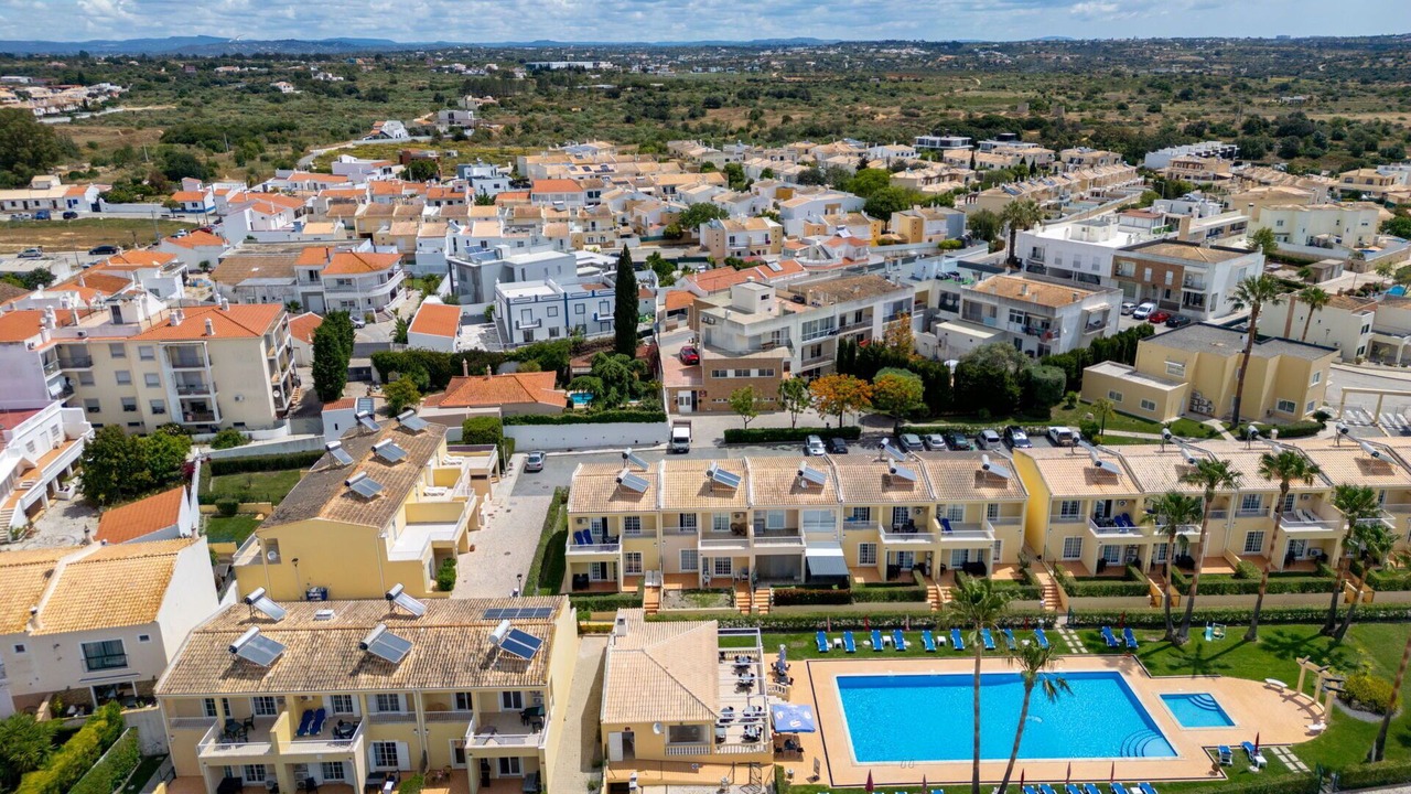 Photo of Outdoor in Pera
