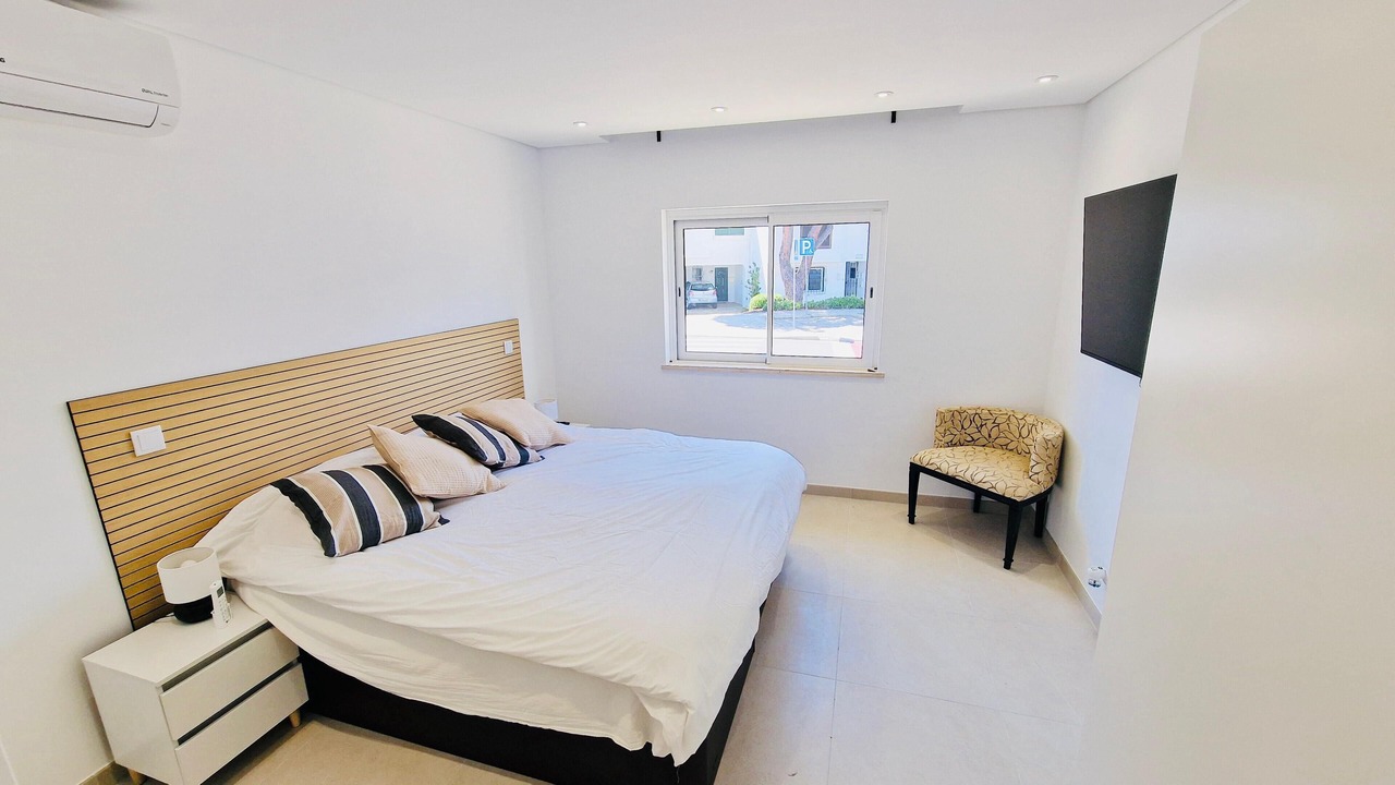 Photo of Bedroom in Vale do Lobo