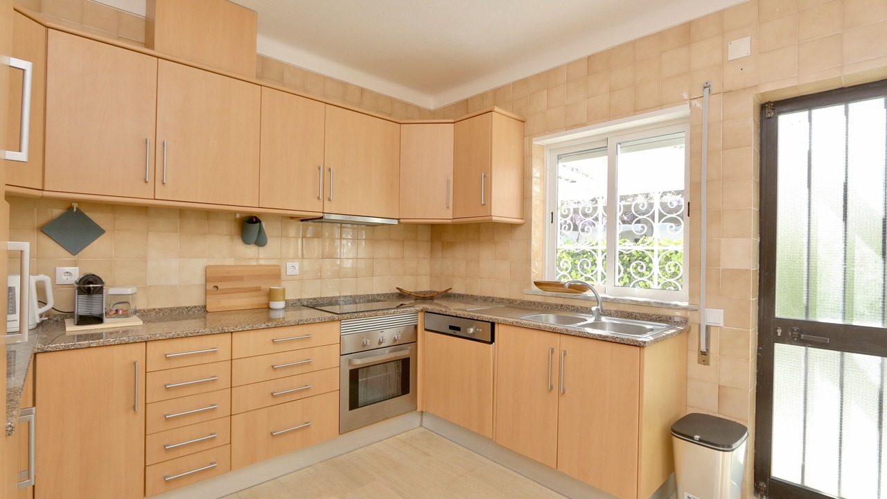 Photo of Kitchen in Quarteira