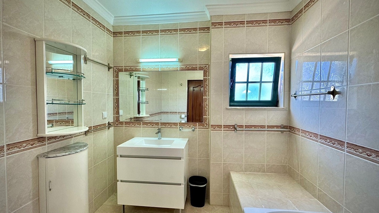 Photo of Bathroom in Urbanizacao dos Calicos
