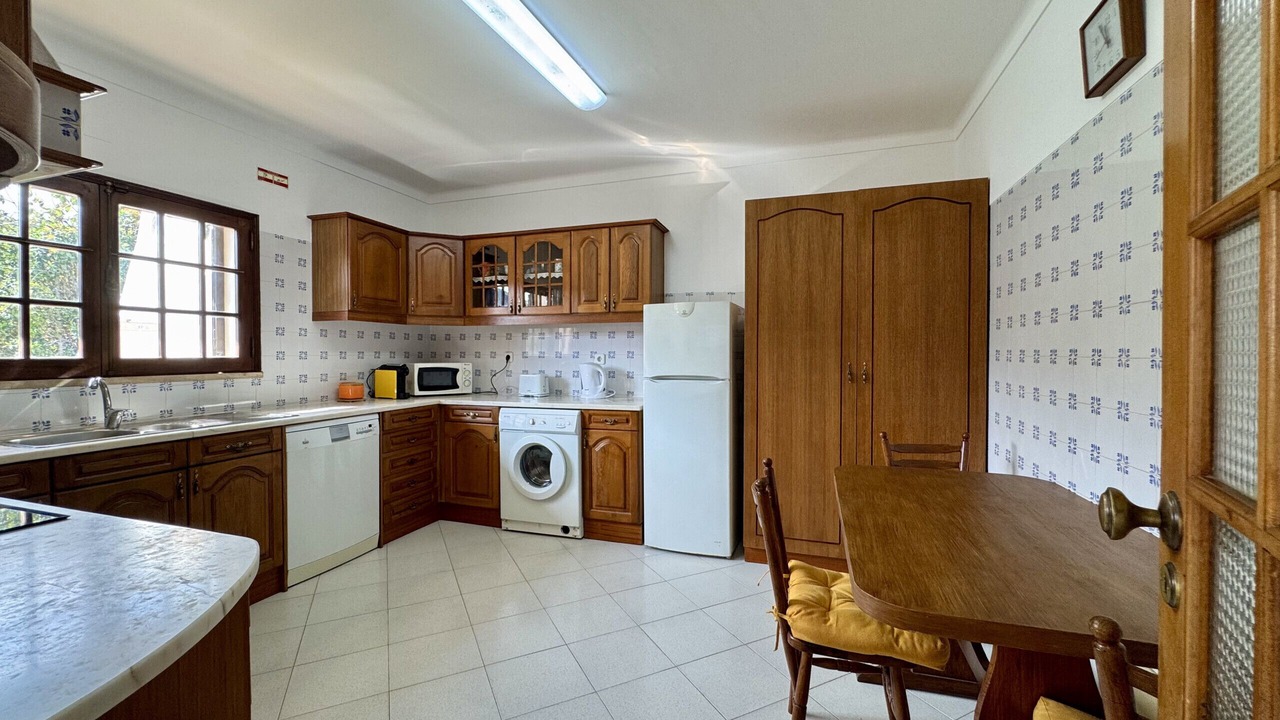 Photo of Kitchen in Gambelas