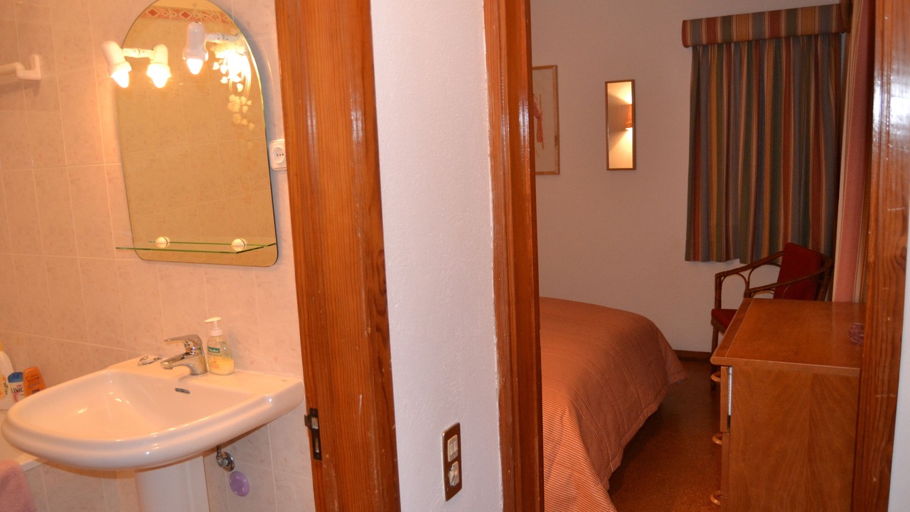 Photo of Bedroom in Vale do Lobo