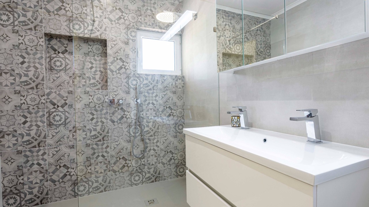 Photo of Bathroom in Patroves