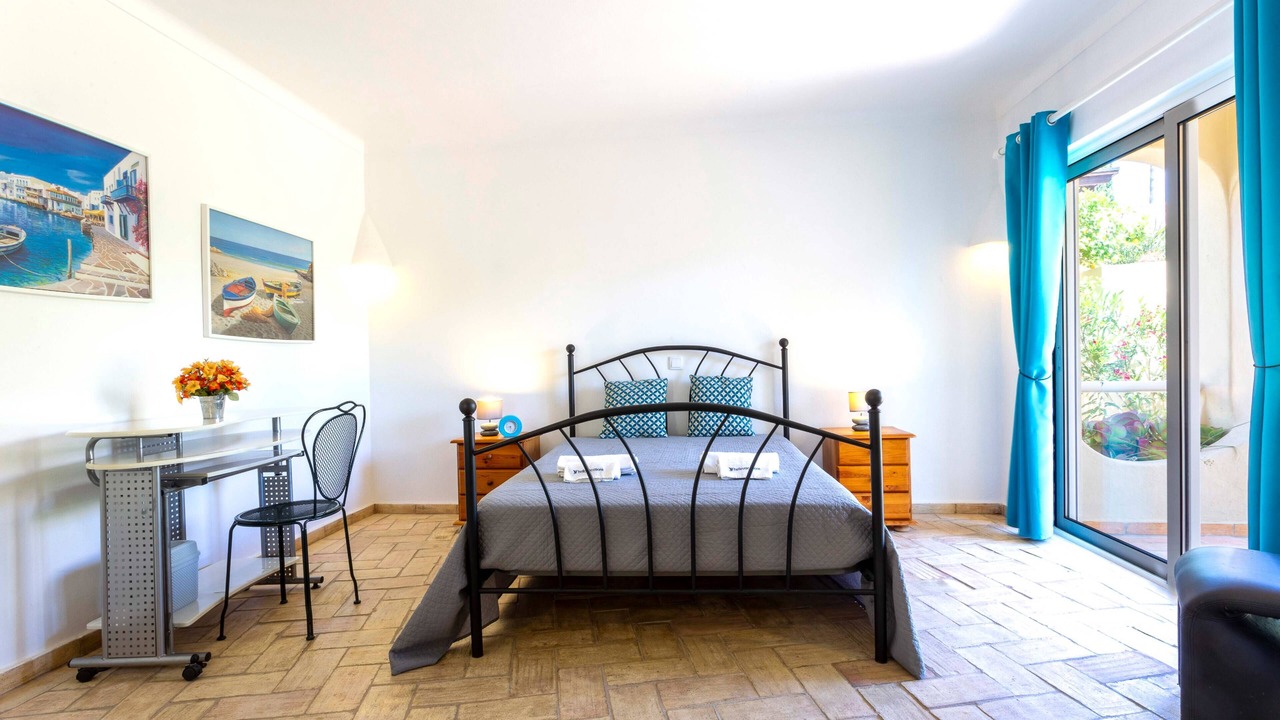 Photo of Bedroom in Patroves