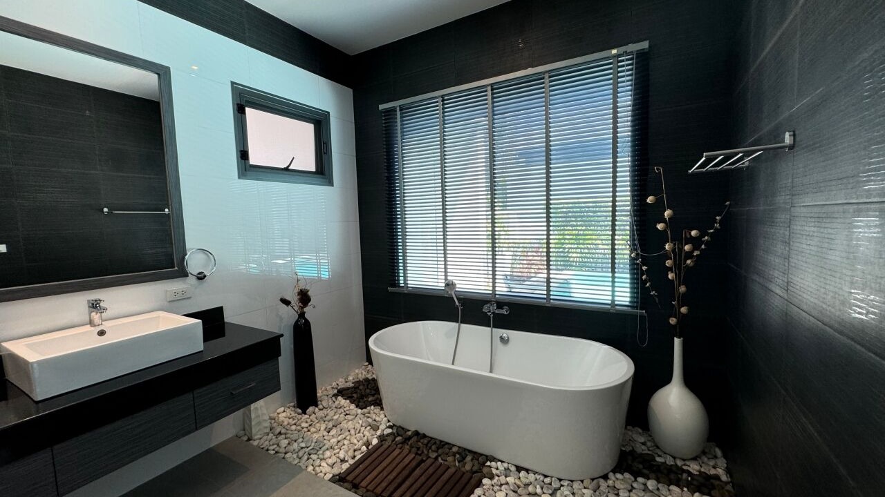 Photo of Bathroom in Chalong