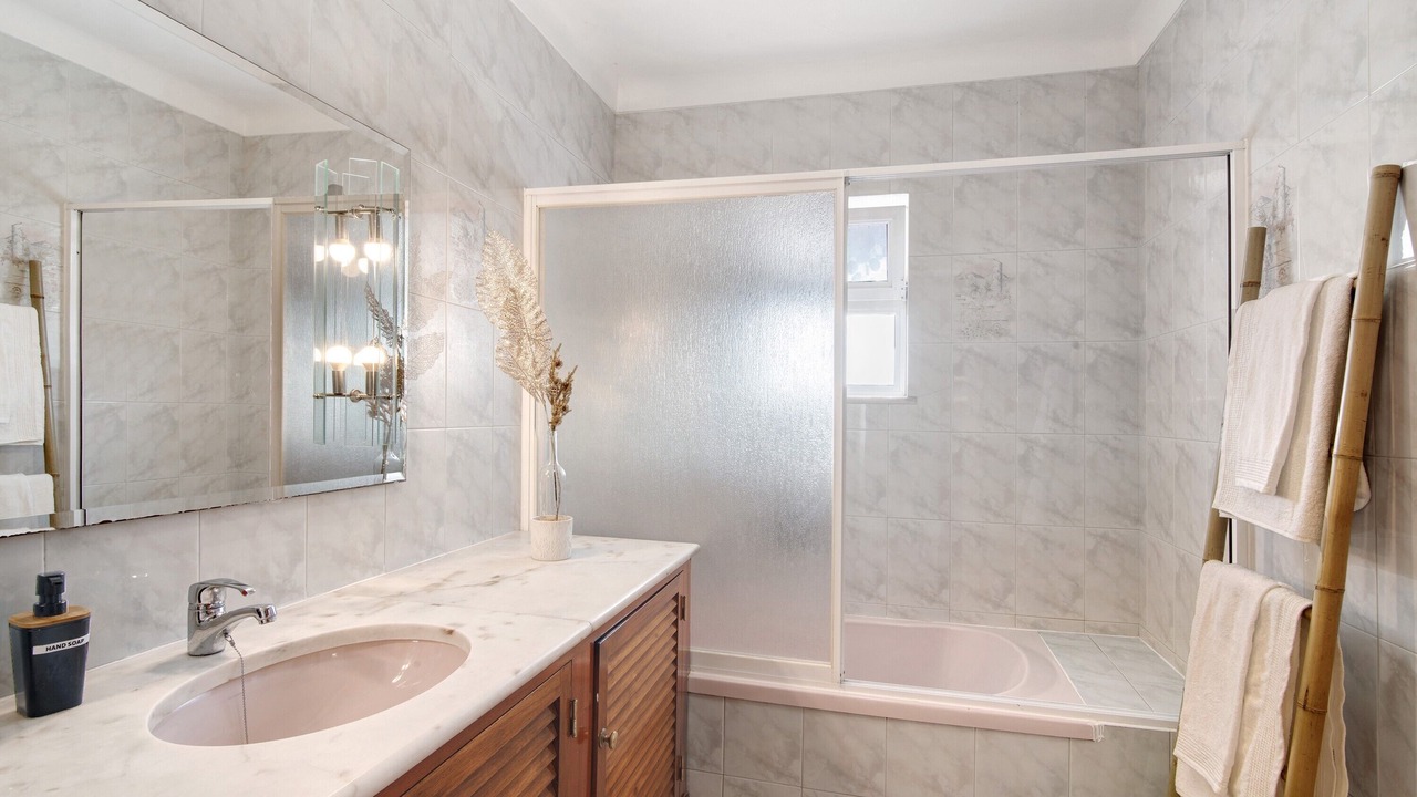 Photo of Bathroom in Lagoa e Carvoeiro