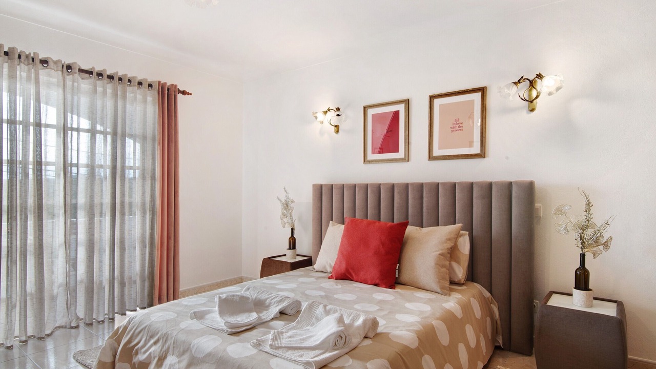 Photo of Bedroom in Lagoa e Carvoeiro