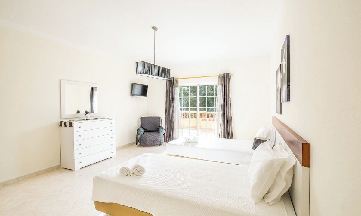 Photo of Bedroom in Estombar