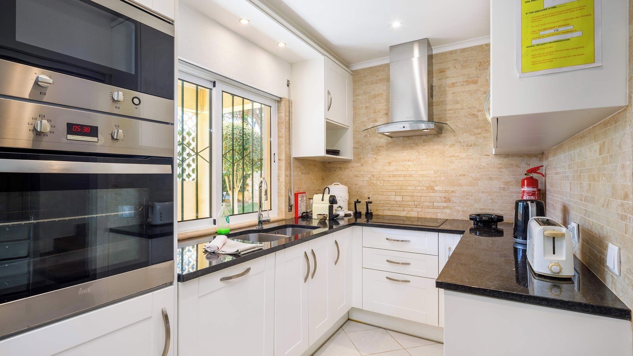 Photo of Kitchen in Vale do Lobo