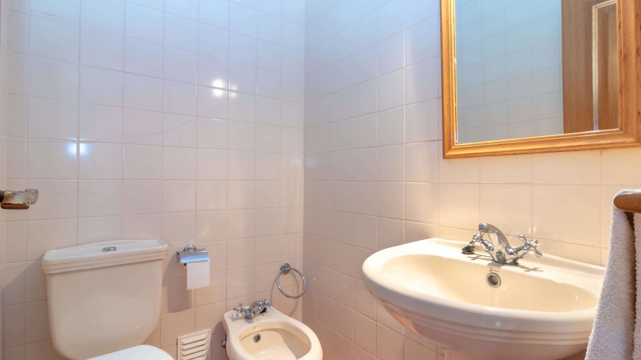 Photo of Bathroom in Ferragudo