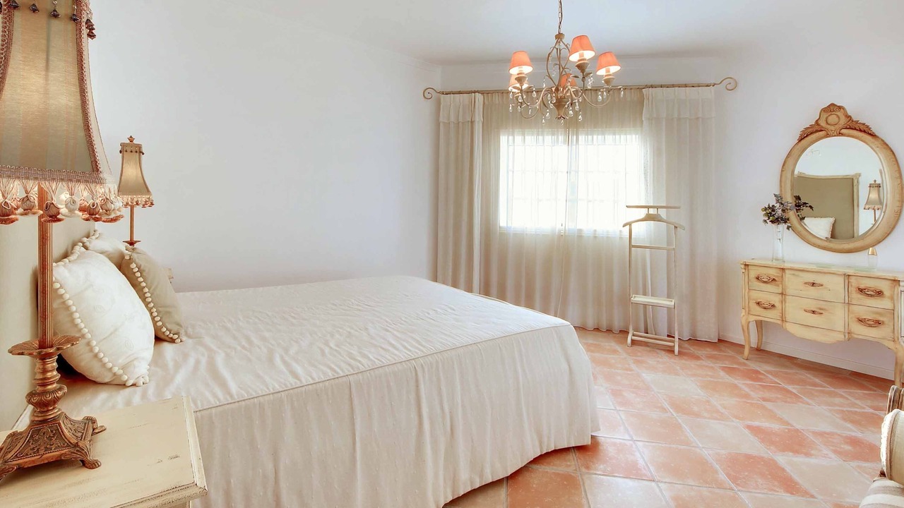Photo of Bedroom in Gale