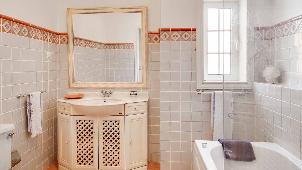 Photo of Bathroom in Gale