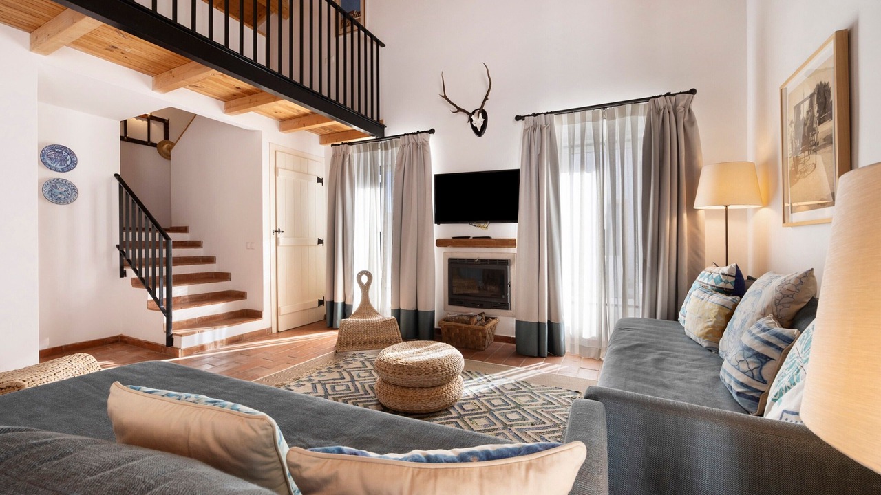Photo of Livingroom in Donalda