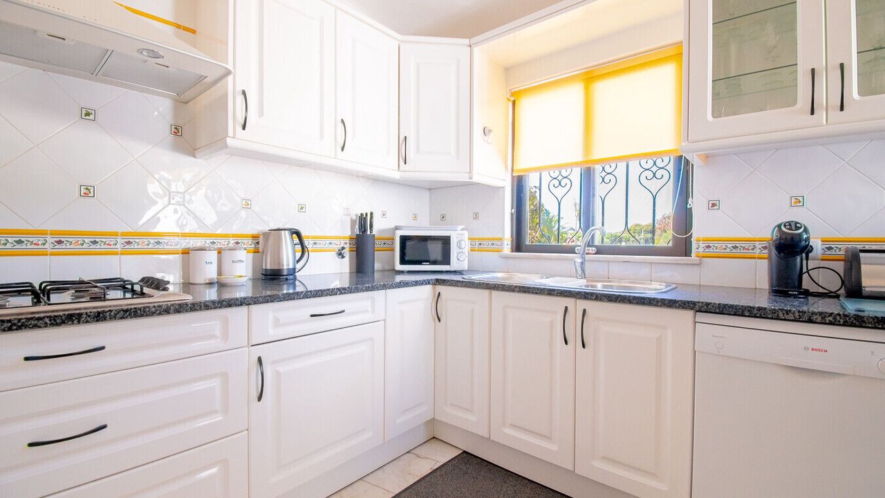 Photo of Kitchen in Caramujeira