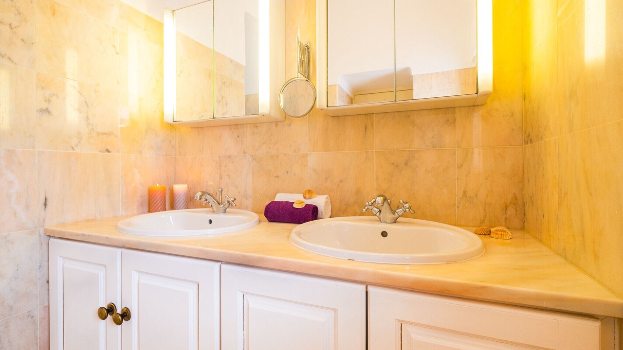 Photo of Bathroom in Alcalar