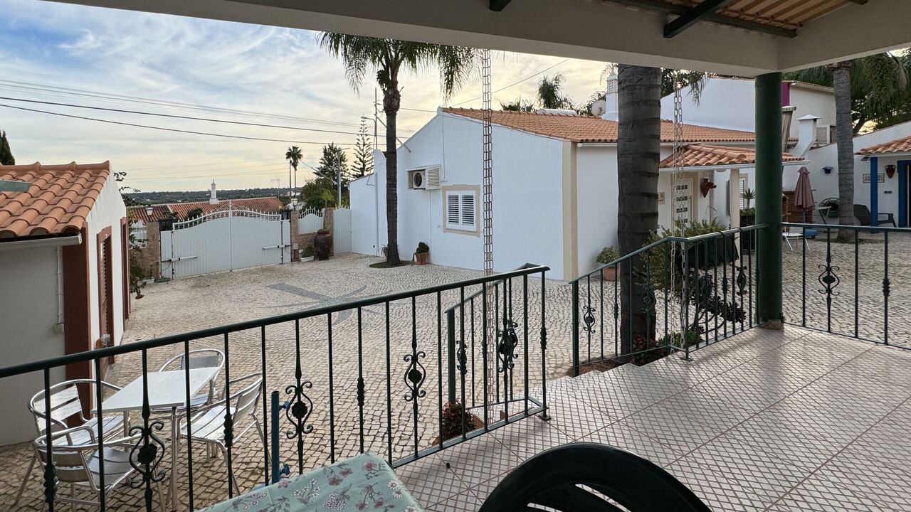 Photo of Patio Balcony in Monte Raposo