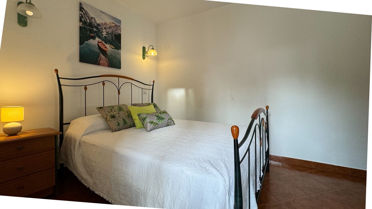Photo of Bedroom in Monte Raposo