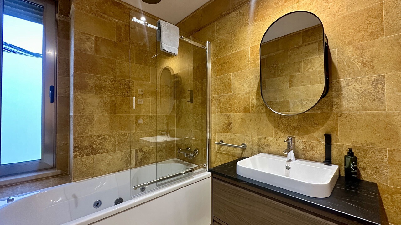 Photo of Bathroom in Luz