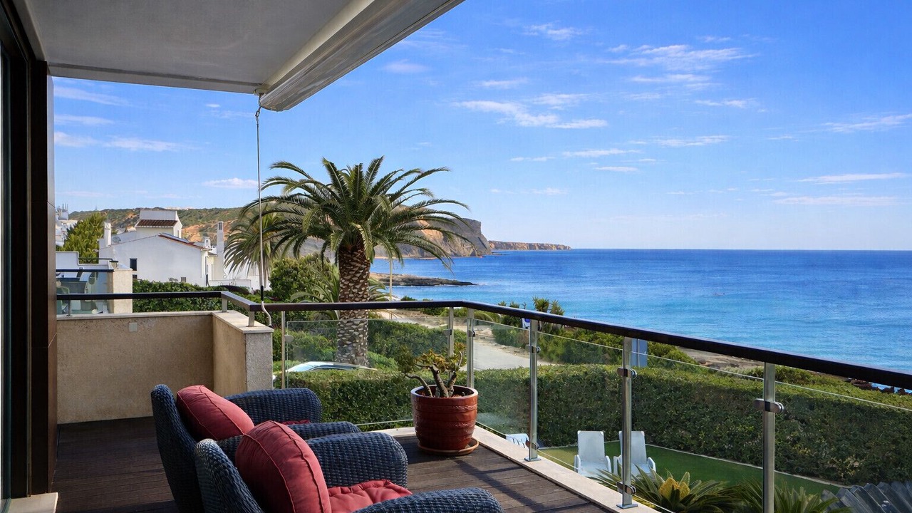 Photo of Outdoor in Luz