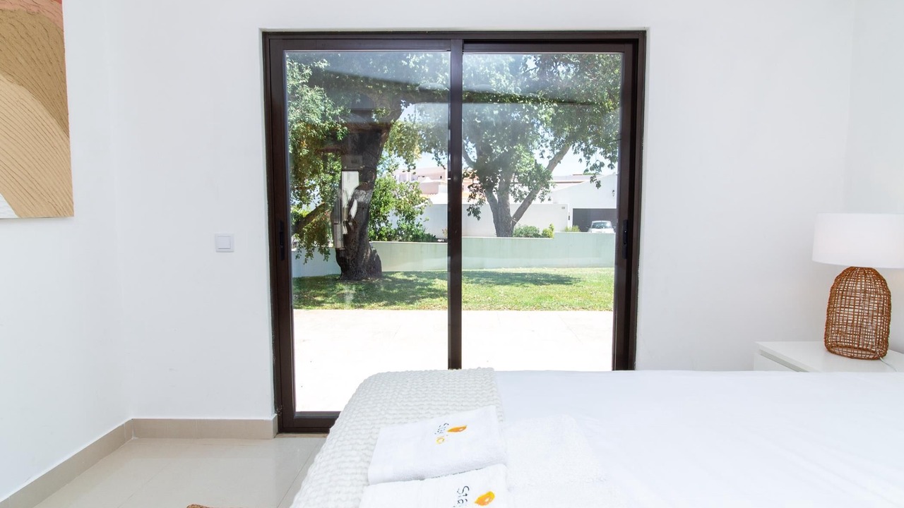 Photo of Bedroom in Vale Navio