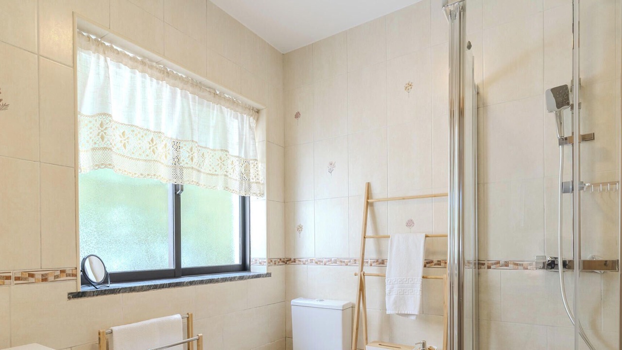 Photo of Bathroom in Correeira