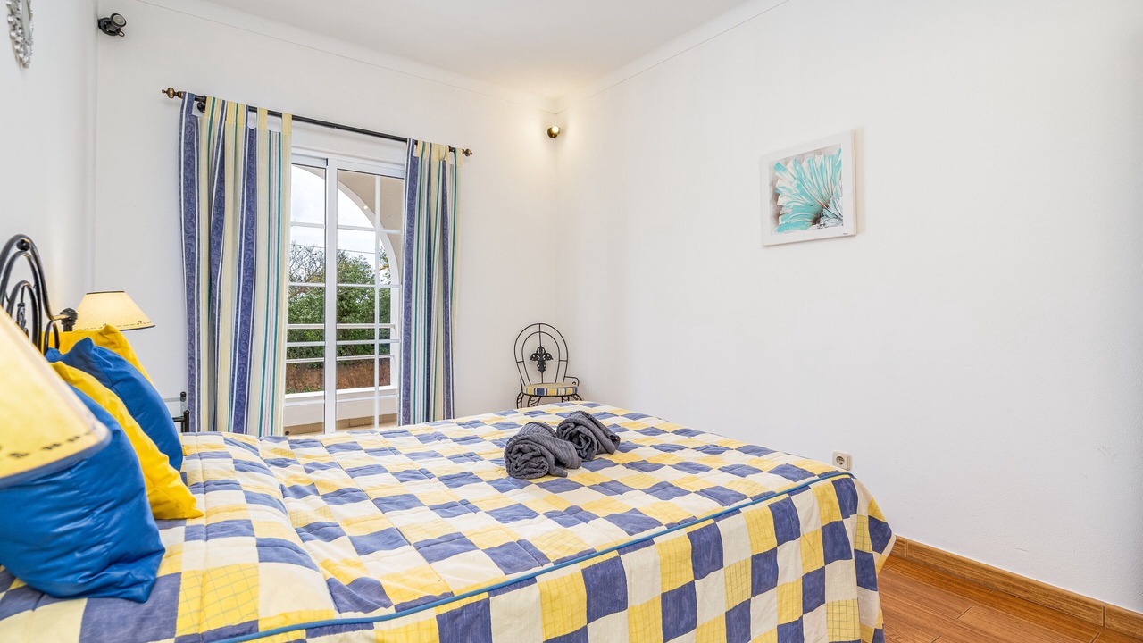 Photo of Bedroom in Porches
