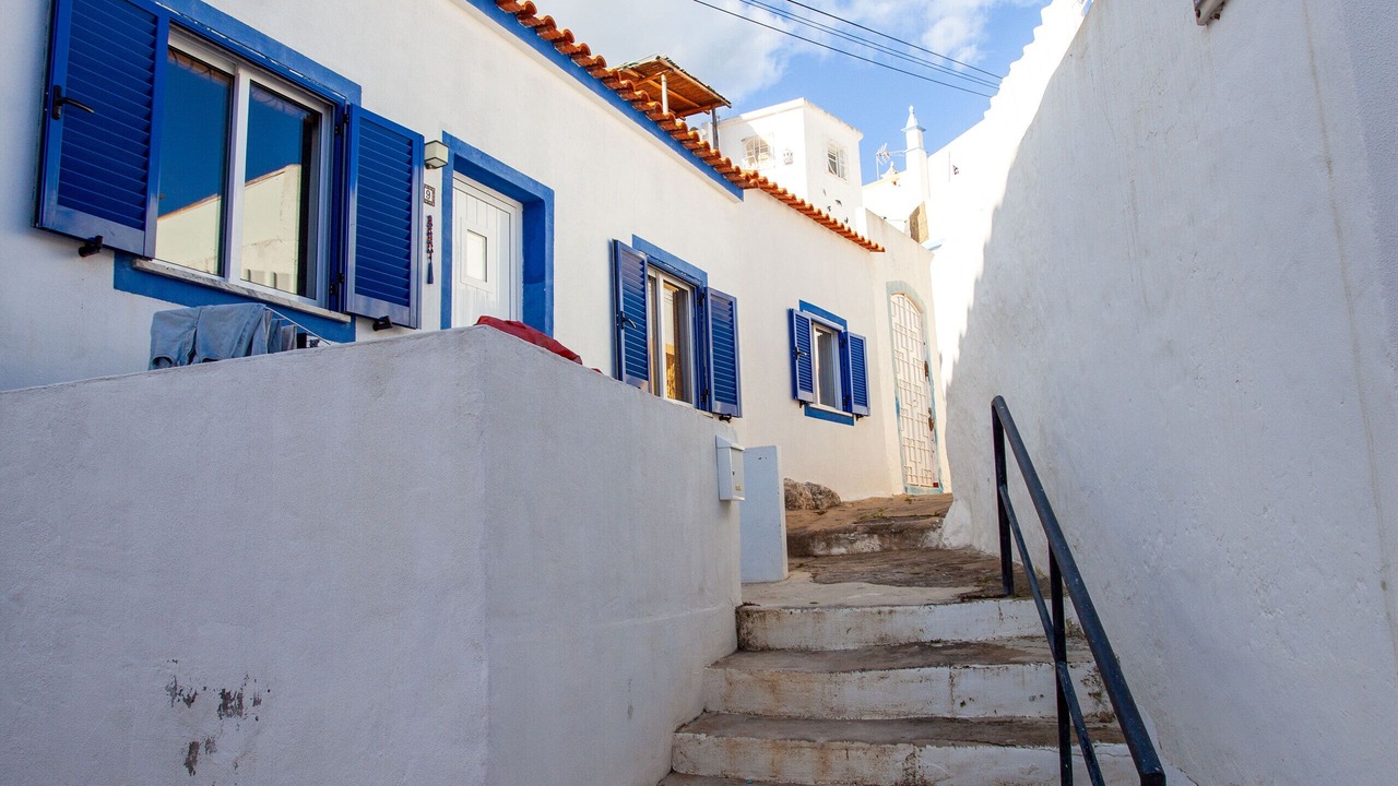 Photo of Outdoor in Pera