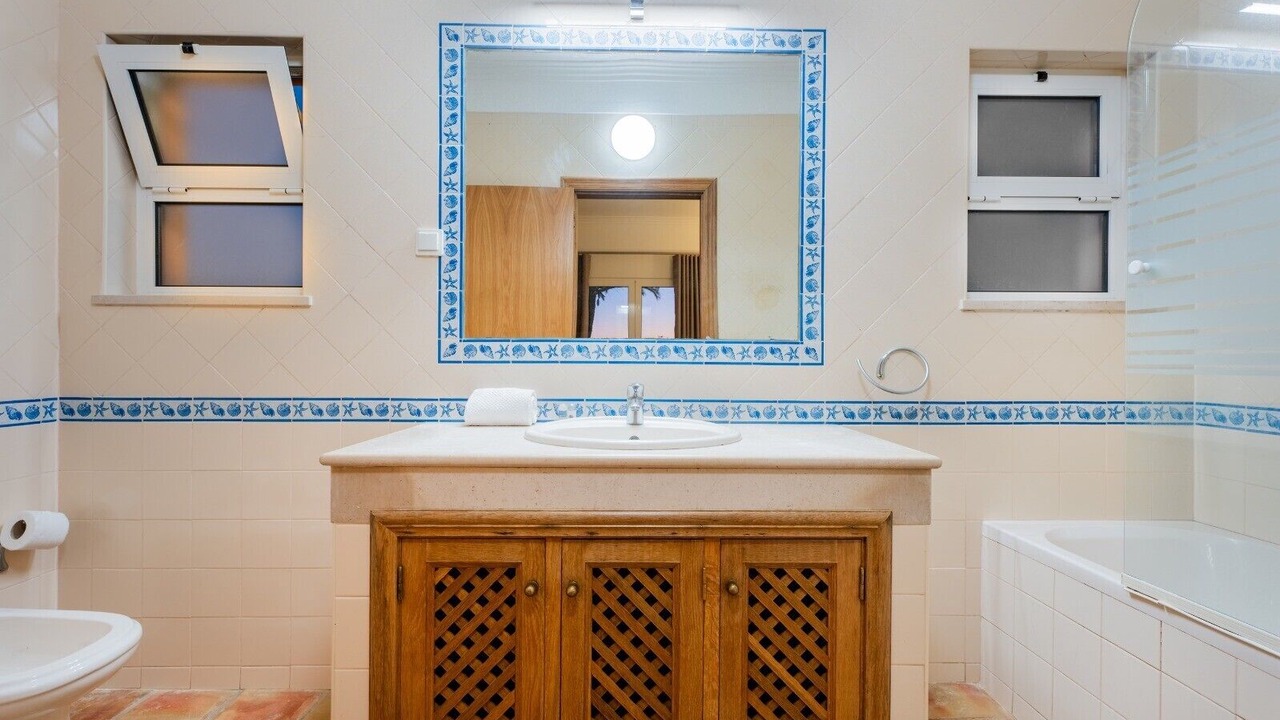 Photo of Bathroom in Albufeira