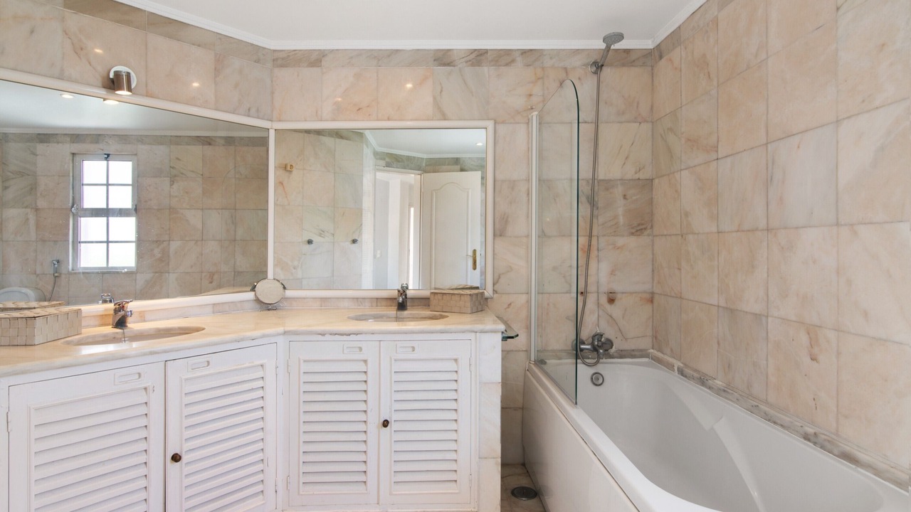 Photo of Bathroom in Montechoro