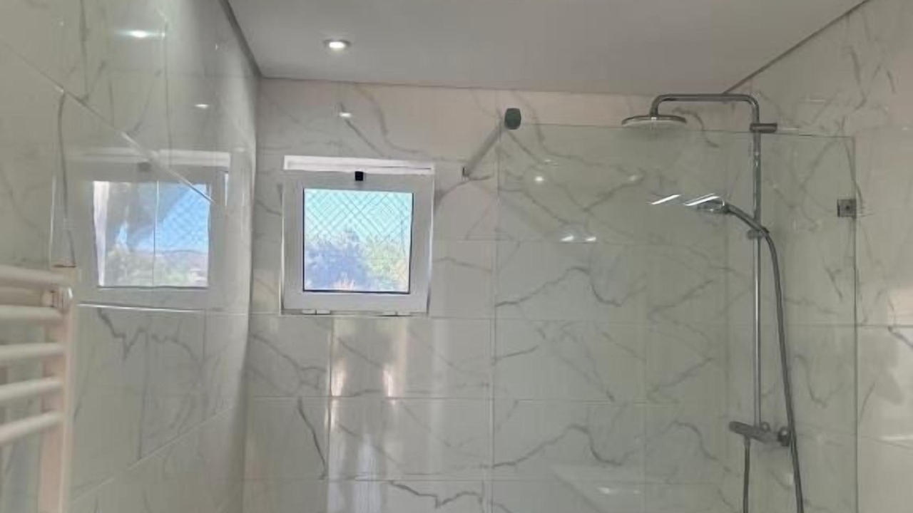 Photo of Bathroom in Falfosa
