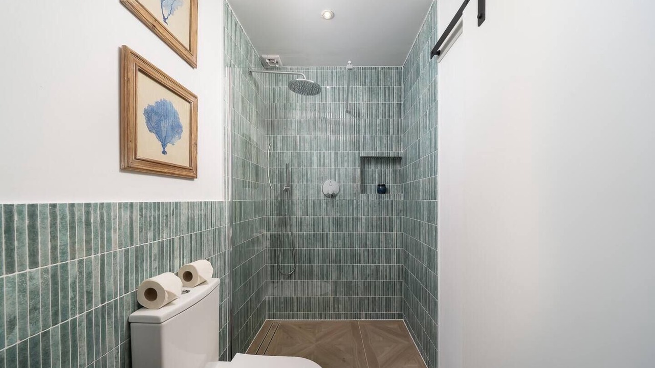Photo of Bathroom in Portimao City Centre