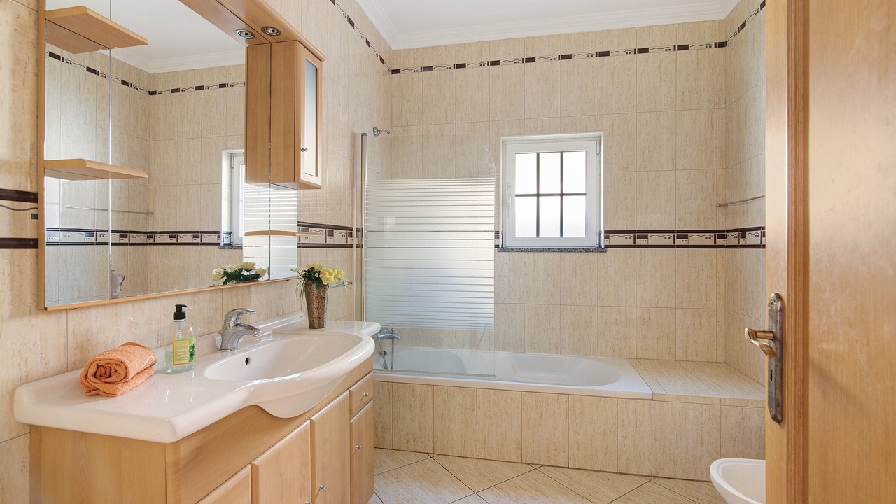 Photo of Bathroom in Montechoro