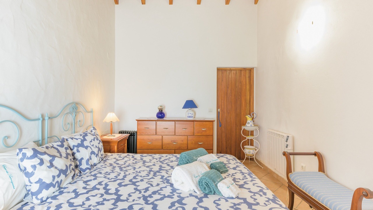 Photo of Bedroom in Vale Juncal