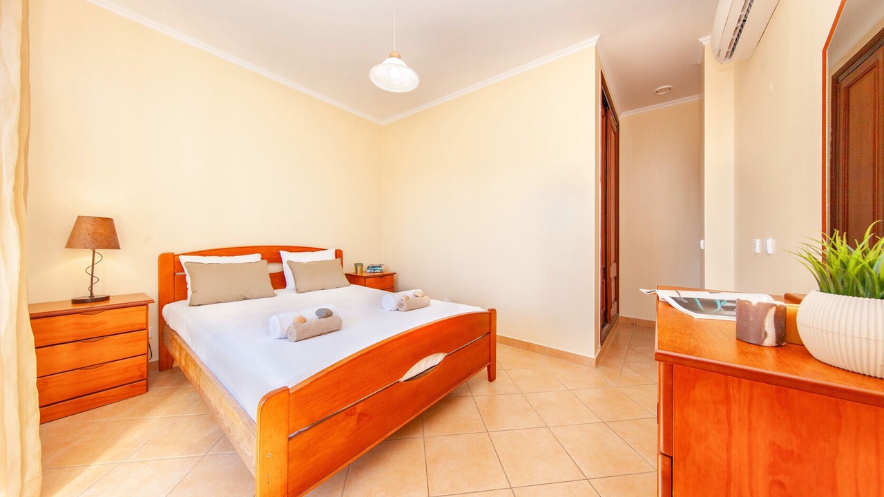 Photo of Bedroom in Correeira