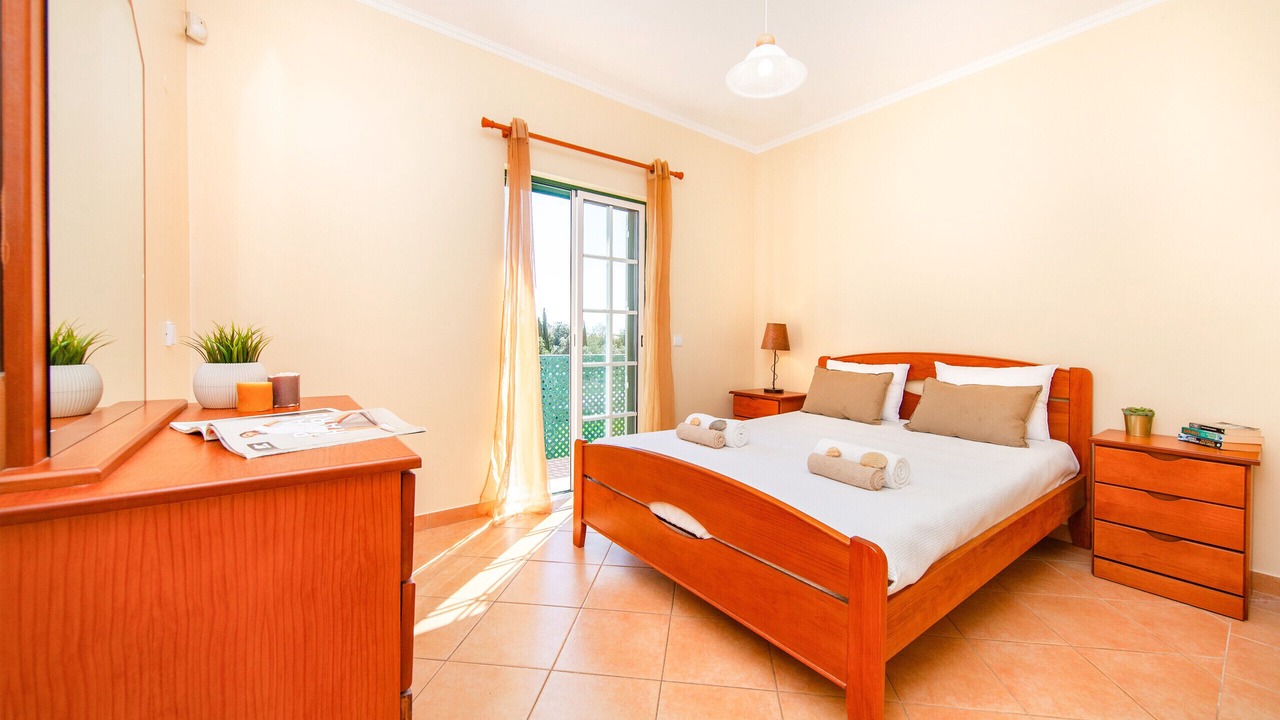 Photo of Bedroom in Correeira