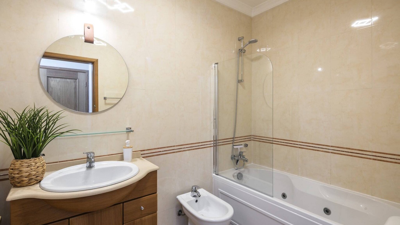Photo of Bathroom in Carvoeiro