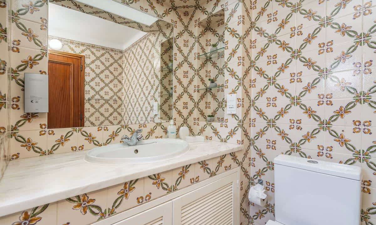 Photo of Bathroom in Alpouvar