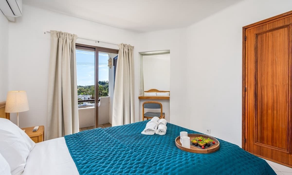 Photo of Bedroom in Alpouvar