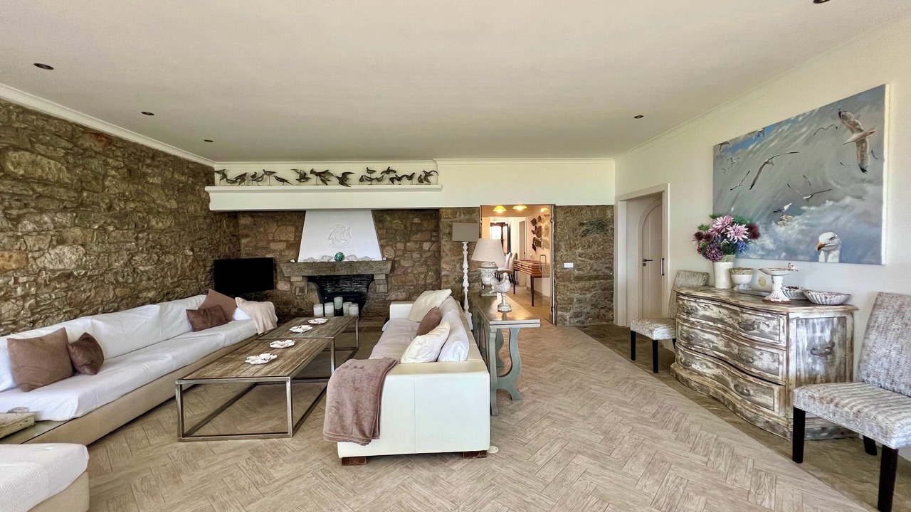 Photo of Livingroom in Colares